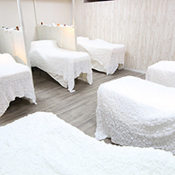 池袋のまつげエクステ専門店　プリンセスフィズ（Princess fizz）